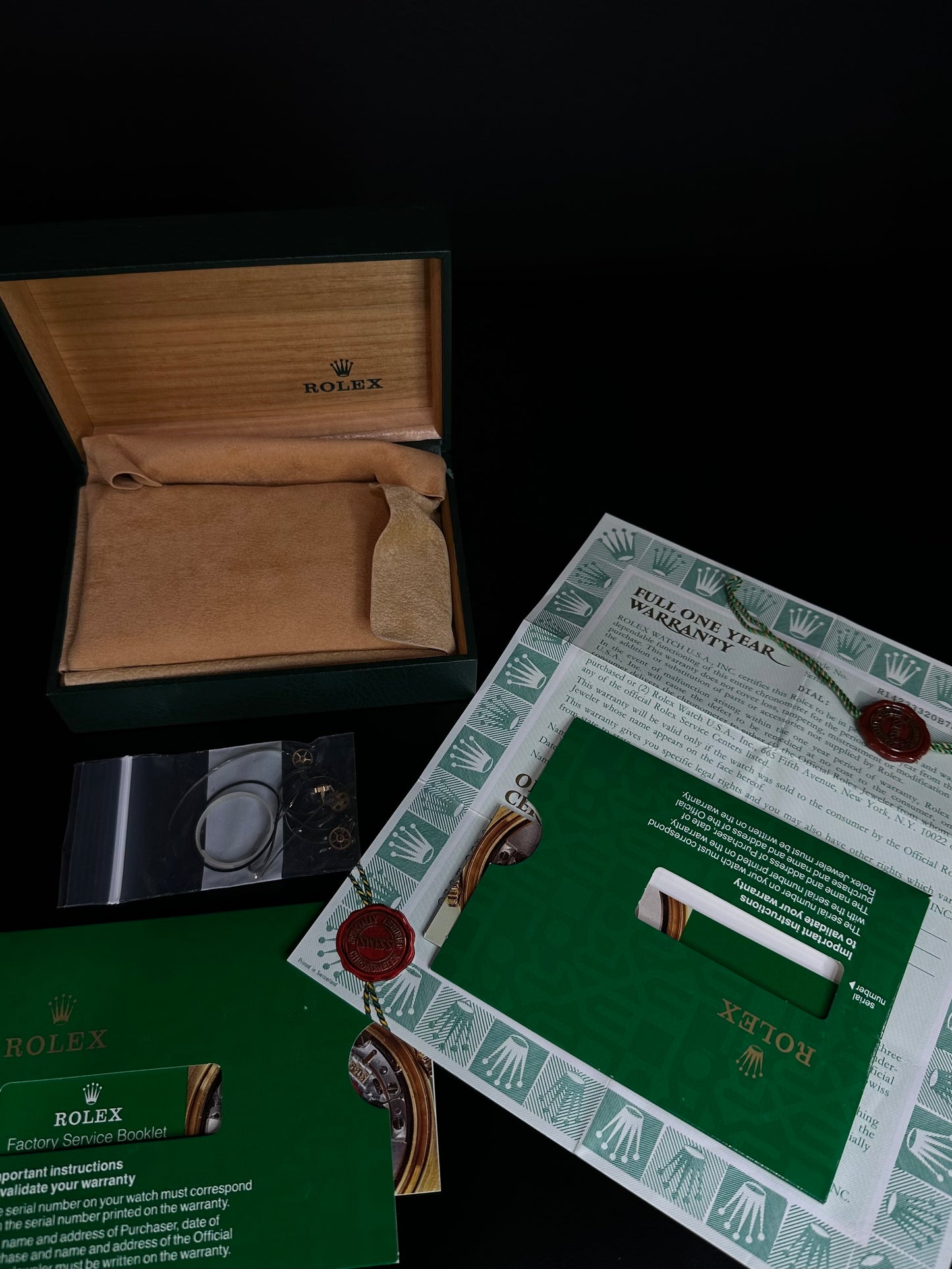 Rolex Oyster Perpetual 14233 Complete Set On Oyster