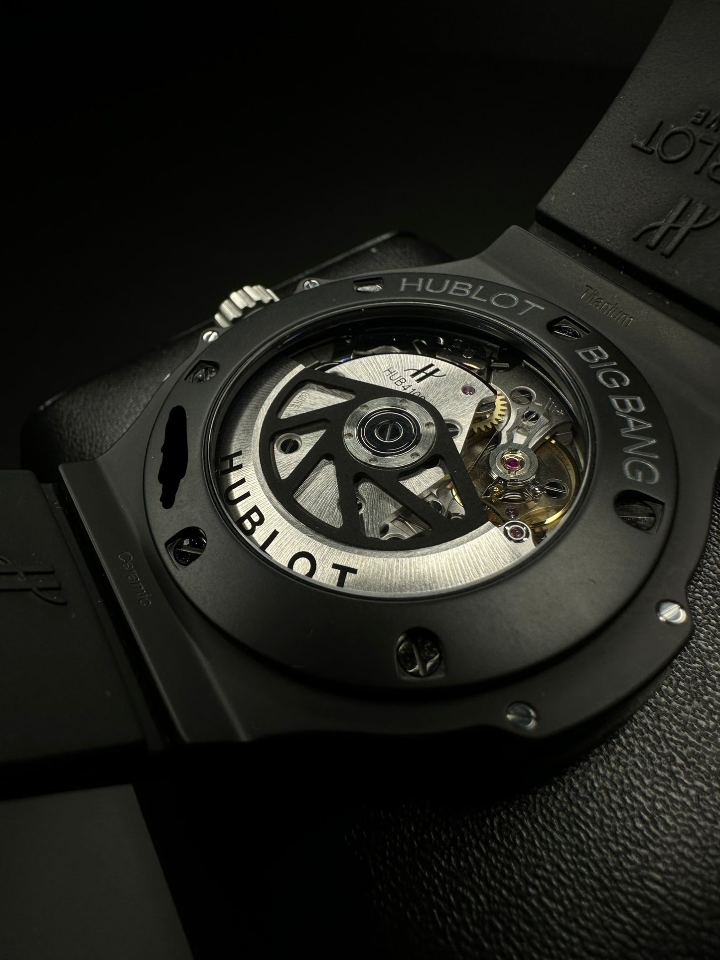 Hublot Big Bang Black Magic Chronograph Men's Black Watch - 301.CI.1770.RX