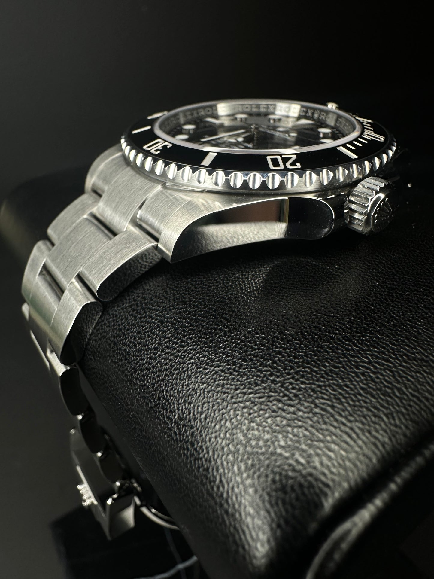 Rolex Submariner No-Date 124060 Black Dial Mens Automatic Watch - 2024