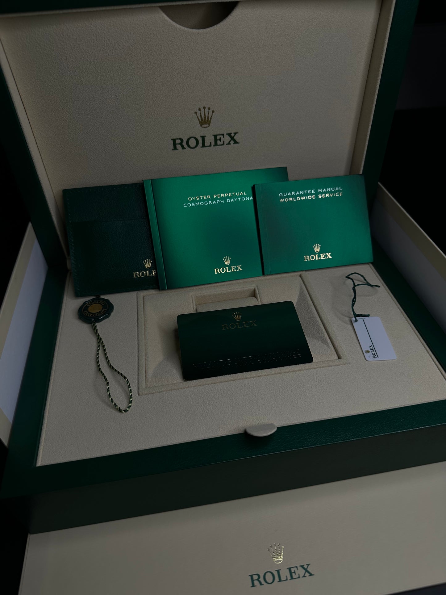 Rolex Cosmograph Daytona Ice Blue Dial Platinum Oyster Bracelet