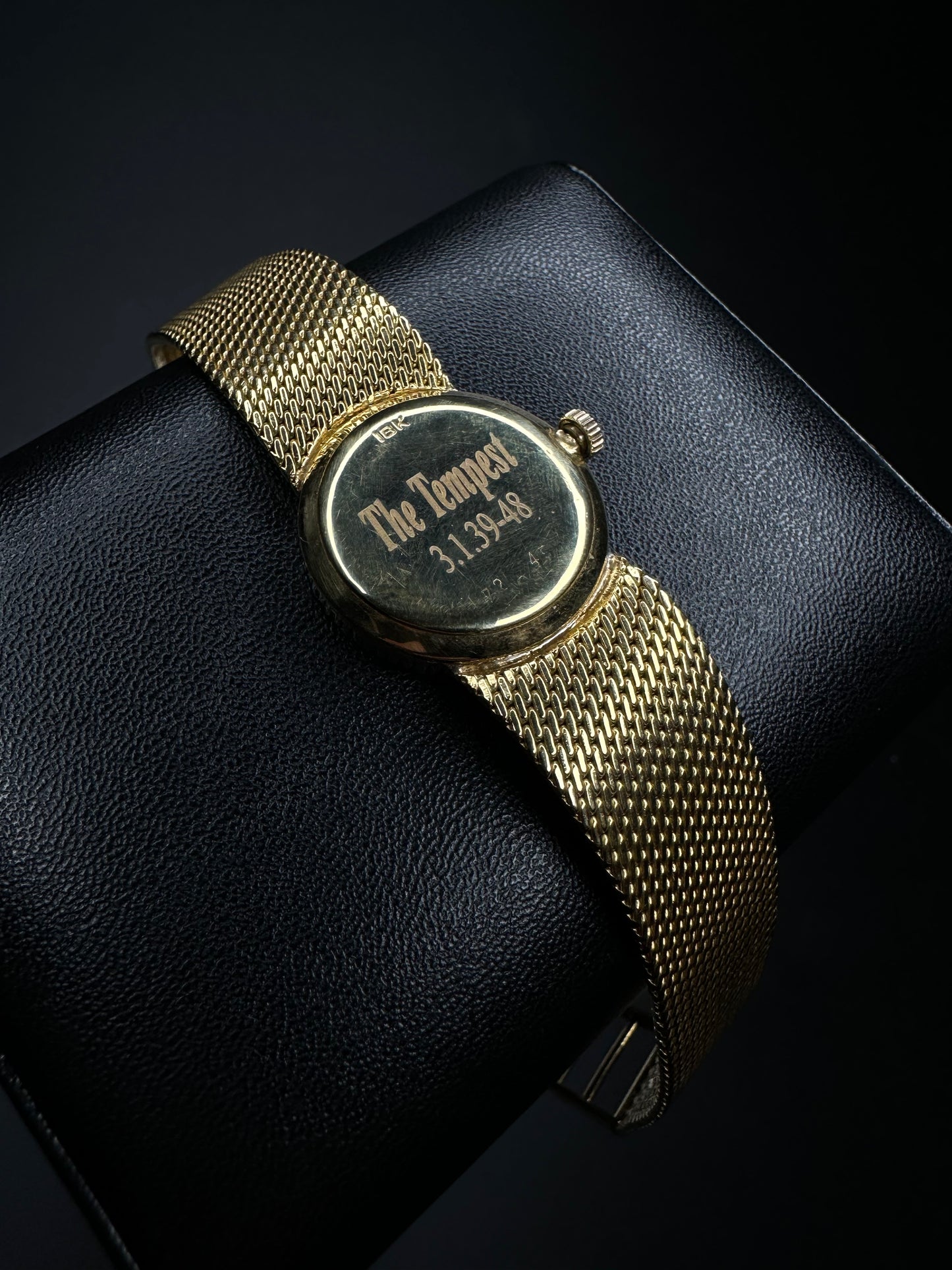 Universal Geneve ladies' mechanical watch with an 18k gold case and diamond bezel, showcasing timeless elegance and luxury craftsmanship. Ideal for those seeking a classic, high-end timepiece with sophisticated details. Available from The Watch Trader CT.