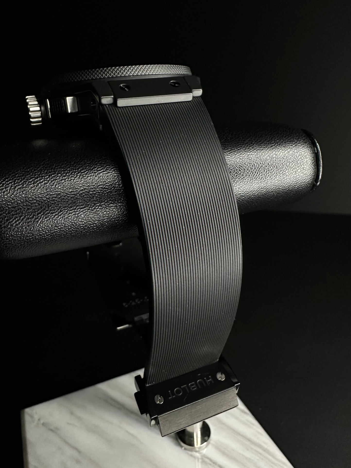 Hublot Big Bang Black Magic Chronograph Men's Black Watch - 301.CI.1770.RX