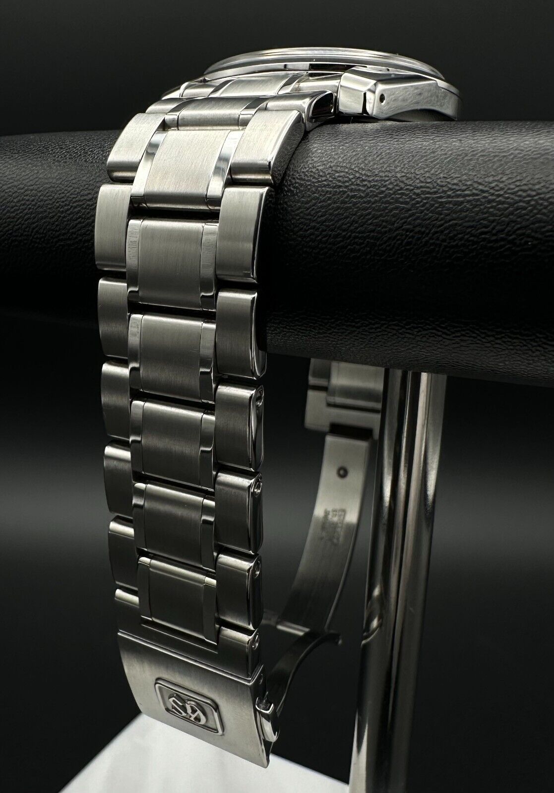 Grand Seiko SBGV011 Self-Dater 37mm Black Dial Steel Quartz Men's Watch - 2015