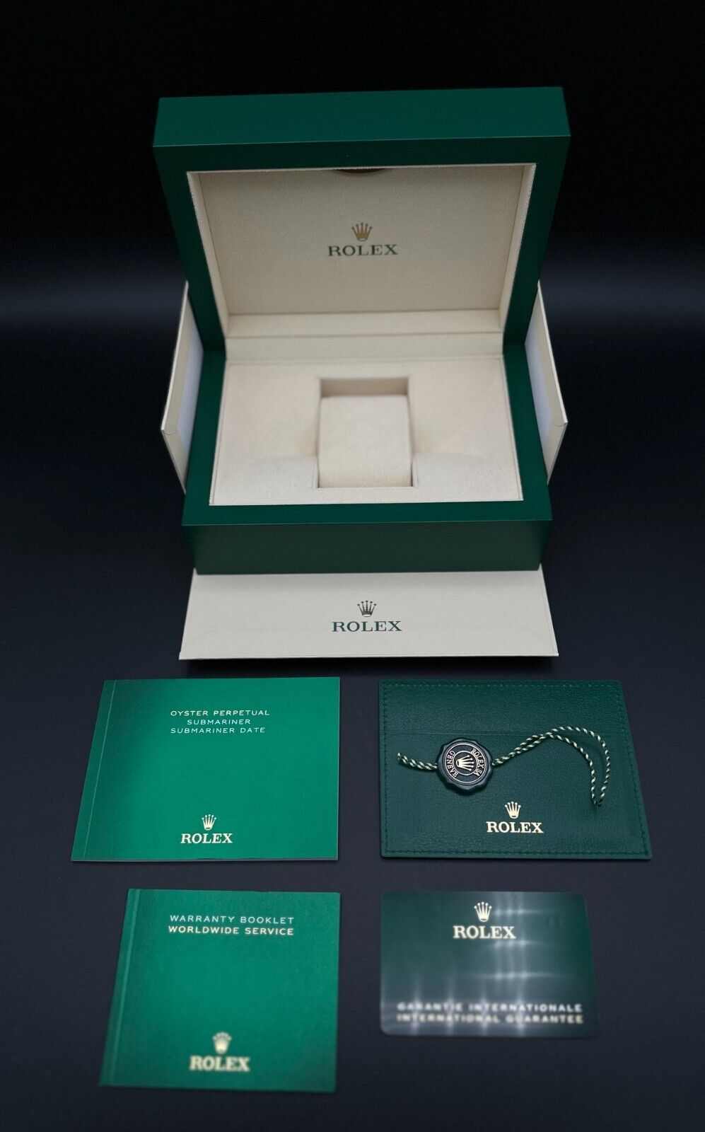 Rolex Submariner No Date 124060 Black Dial 41mm Men's Automatic Watch - 2023