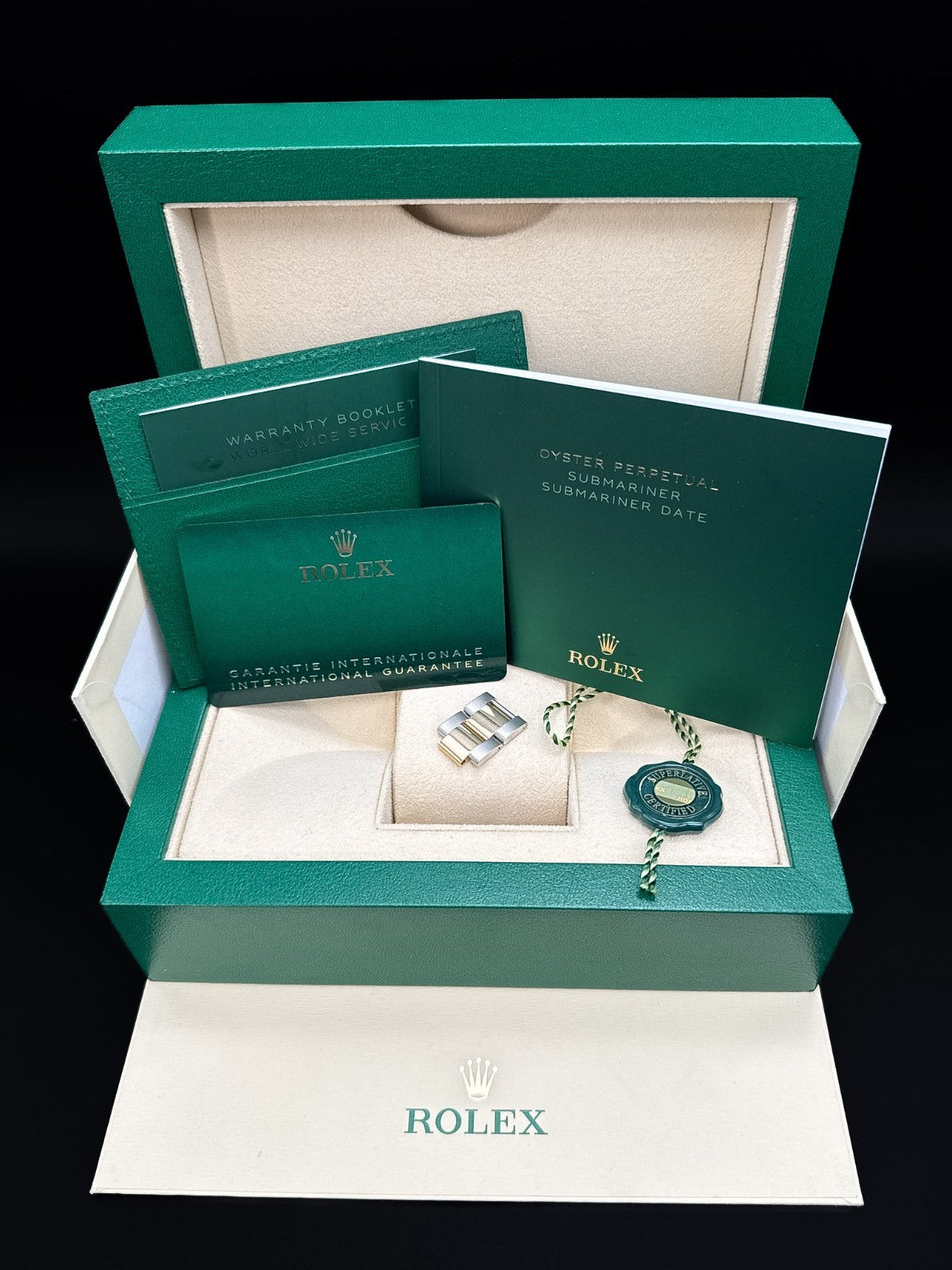 Rolex Submariner Date Bluesy 126613LB Automatic 41mm Watch Complete Set 202110