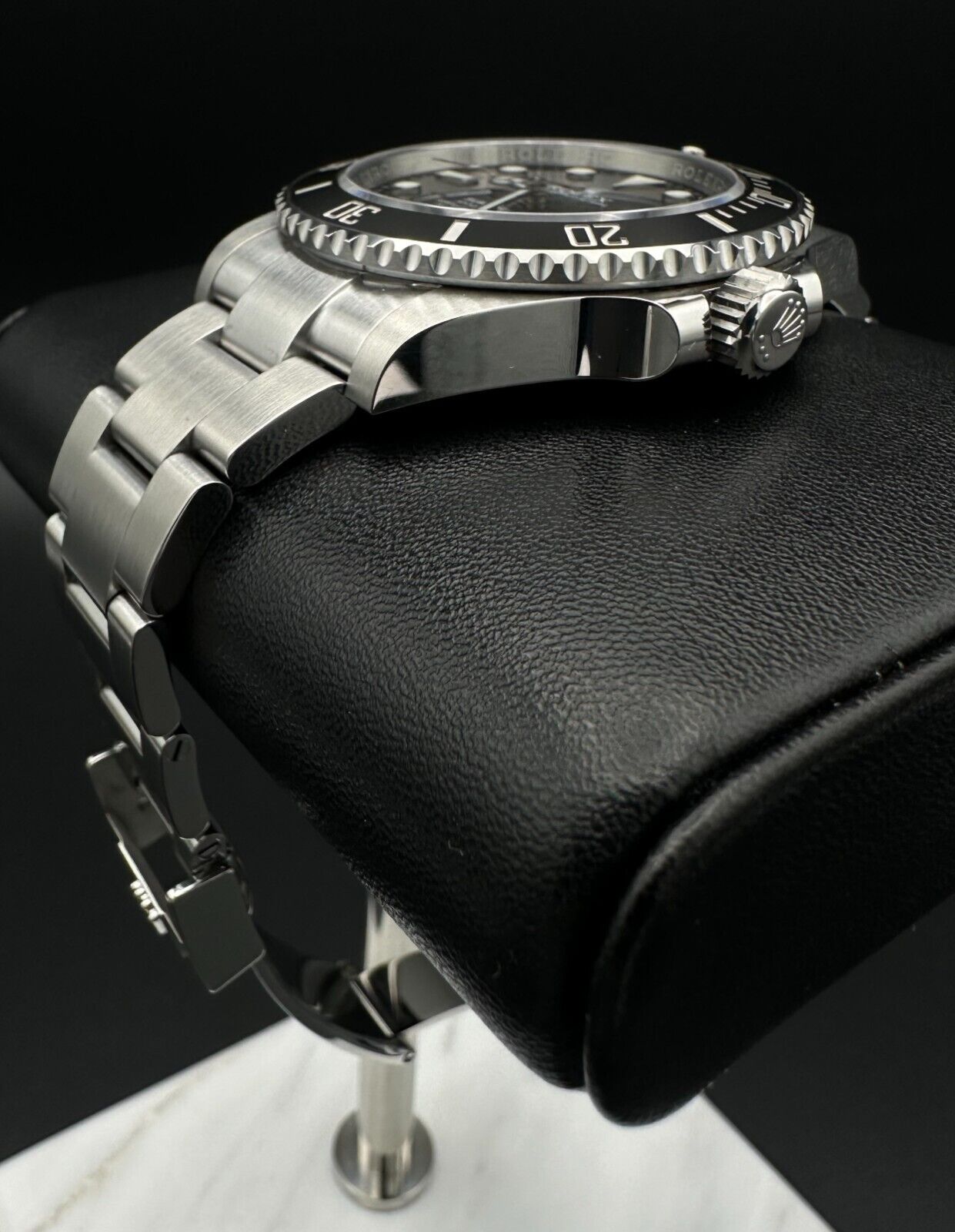 Rolex Submariner No Date 124060 Black Dial 41mm Men's Automatic Watch - 2023