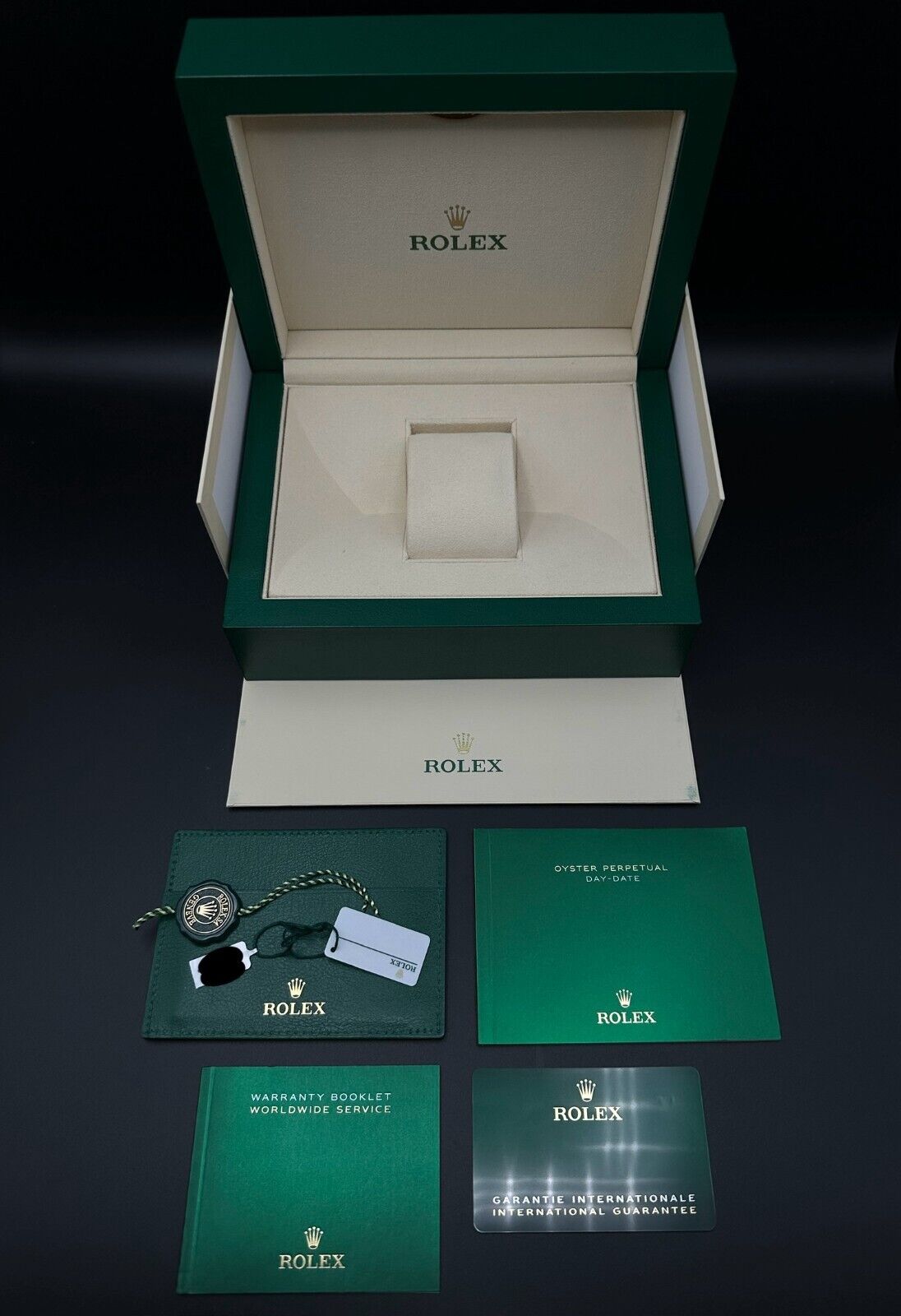 Rolex Day-Date 40mm 228238 Onyx Dial 18K Yellow Gold Automatic Watch - 2023