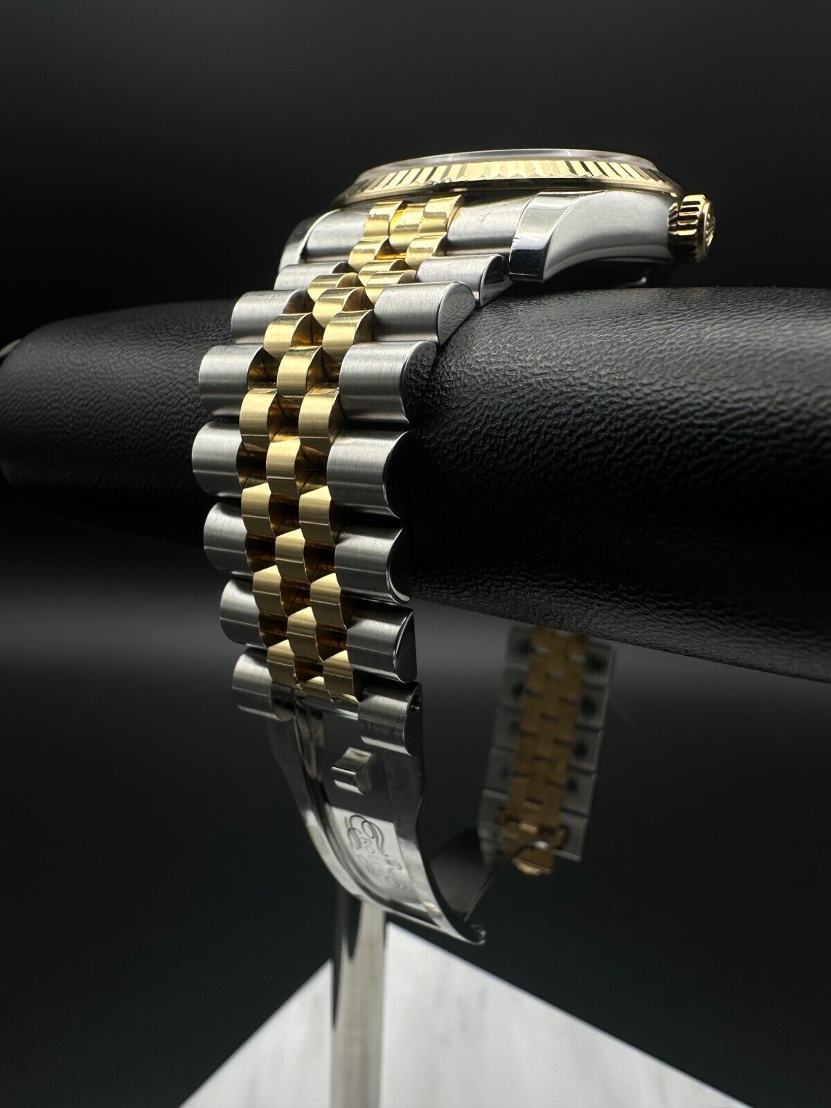 Rolex Datejust 36mm 116233 Super Jubilee Bracelet White Roman Dial Watch - 2009