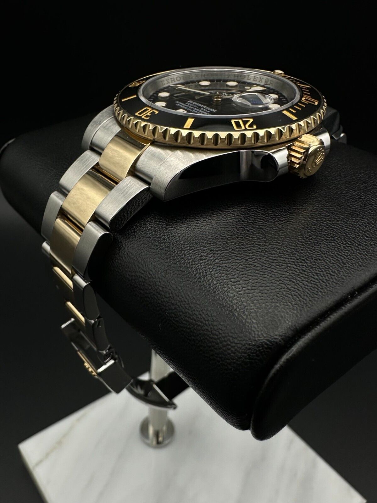 Rolex Submariner Date 116613LN 40mm Steel & Yellow Gold Oyster Bracelet - 2015