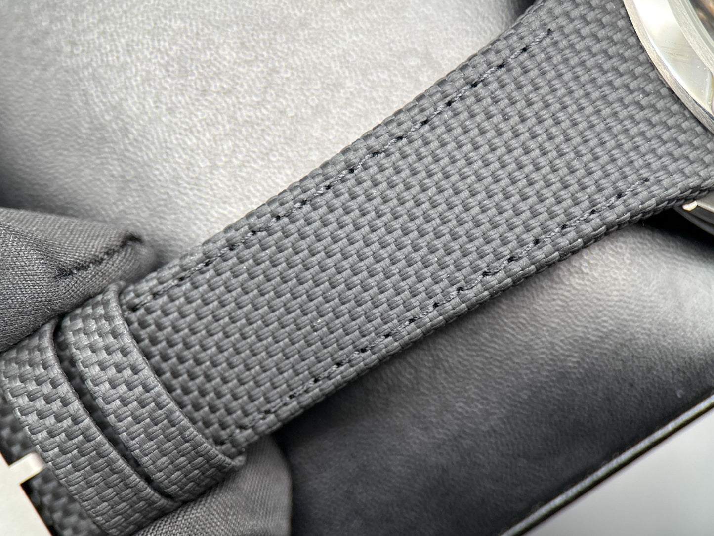 7713469