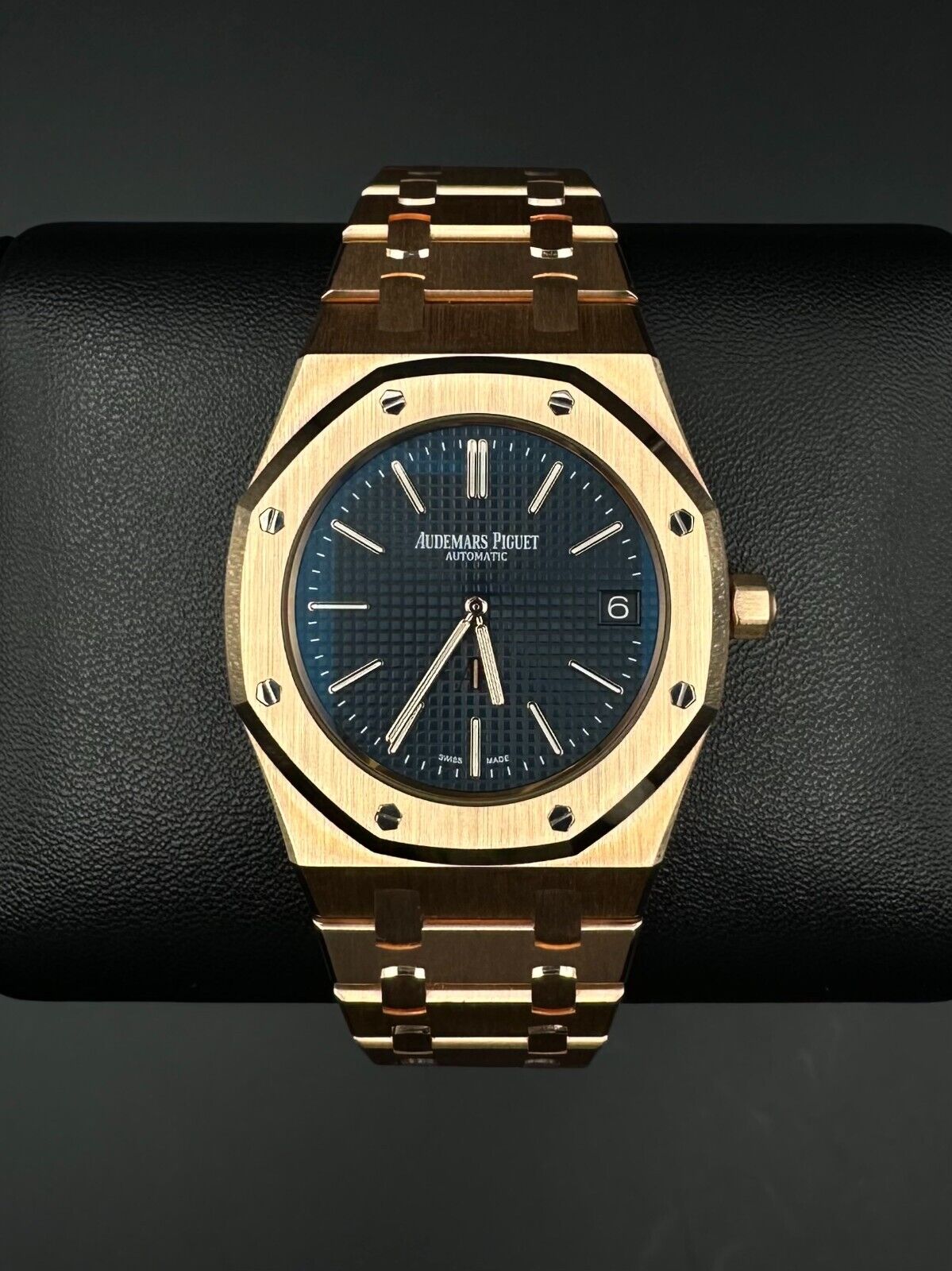 Audemars Piguet Royal Oak Jumbo 15202OR.OO.1240OR.01, 2017 model, featuring a 39mm 18K rose gold case, blue dial, and matching flat link rose gold bracelet. Good condition with light signs of wear. Includes inner and outer boxes and warranty booklet. Available at The Watch Trader, Madison, Connecticut.