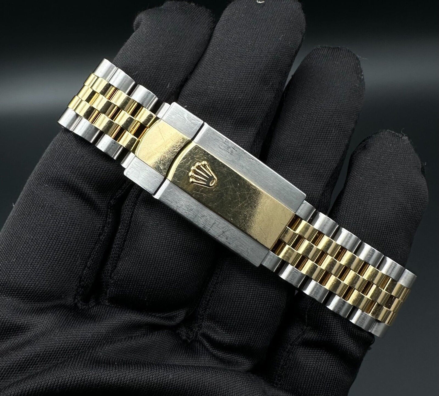 Rolex Datejust 41 model 126333, featuring a gold and stainless steel Jubilee bracelet and a champagne diamond dial, 2022 release. This luxurious 41mm automatic watch combines classic elegance with modern sophistication, ideal for collectors and enthusiasts seeking a statement timepiece. Available from The Watch Trader in Madison, CT.