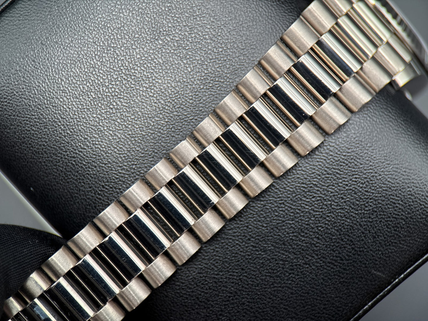8052465