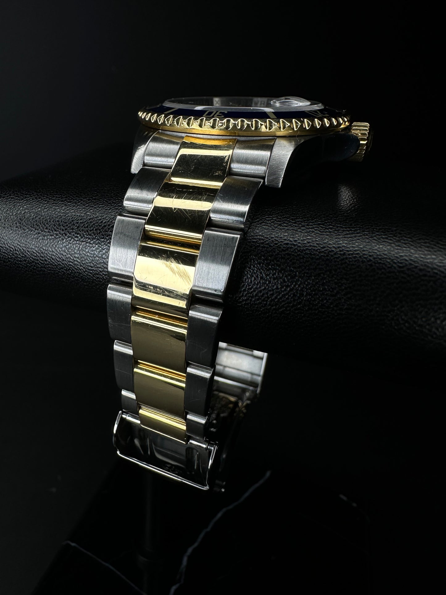 Rolex Submariner Date ‘Bluesey’ 16613 Blue Dial Engraved Rehaut Gold Through Clasp Men’s Automatic Watch - 2009