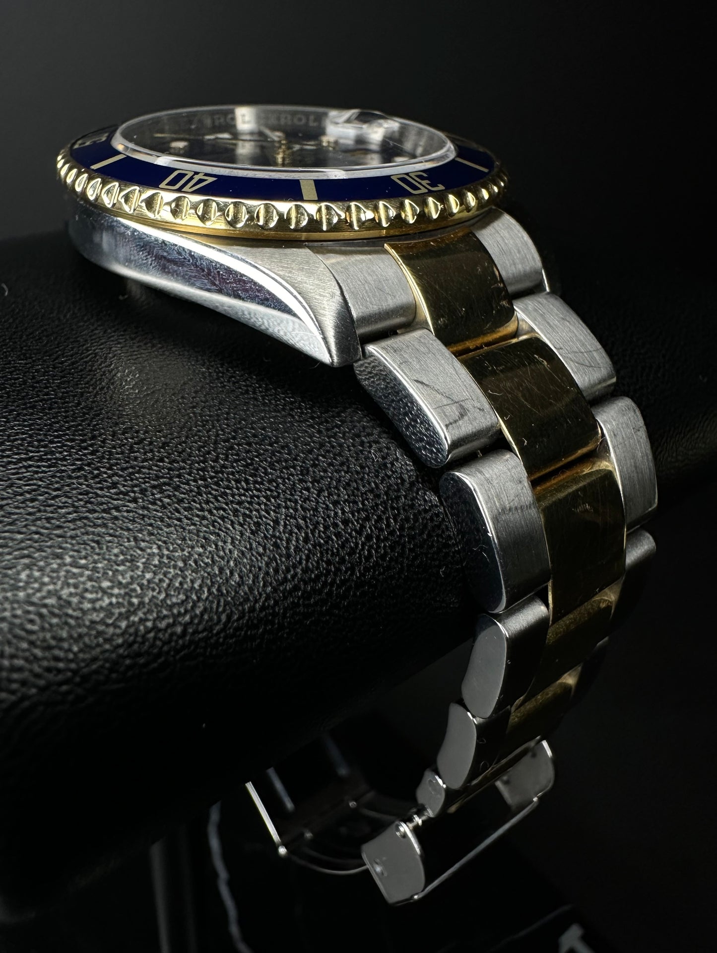 Rolex Submariner Date ‘Bluesey’ 16613 Blue Dial Engraved Rehaut Gold Through Clasp Men’s Automatic Watch - 2009