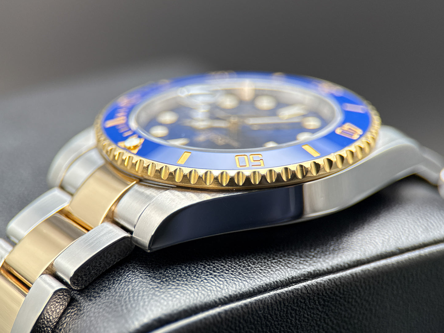 Rolex Submariner Date 116613LB Bluesy 40mm Blue Dial Automatic Watch - 2018