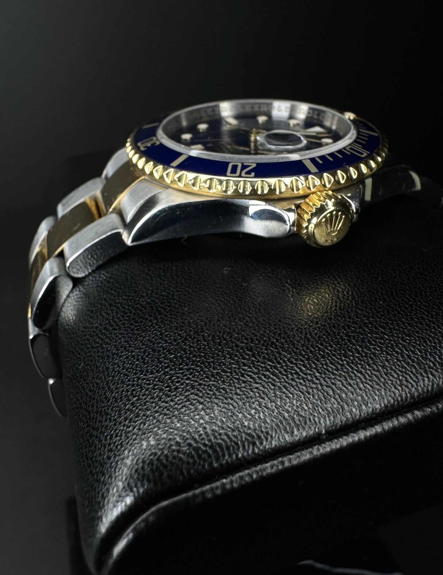 Rolex Submariner Date ‘Bluesey’ 16613 Blue Dial Engraved Rehaut Gold Through Clasp Men’s Automatic Watch - 2009