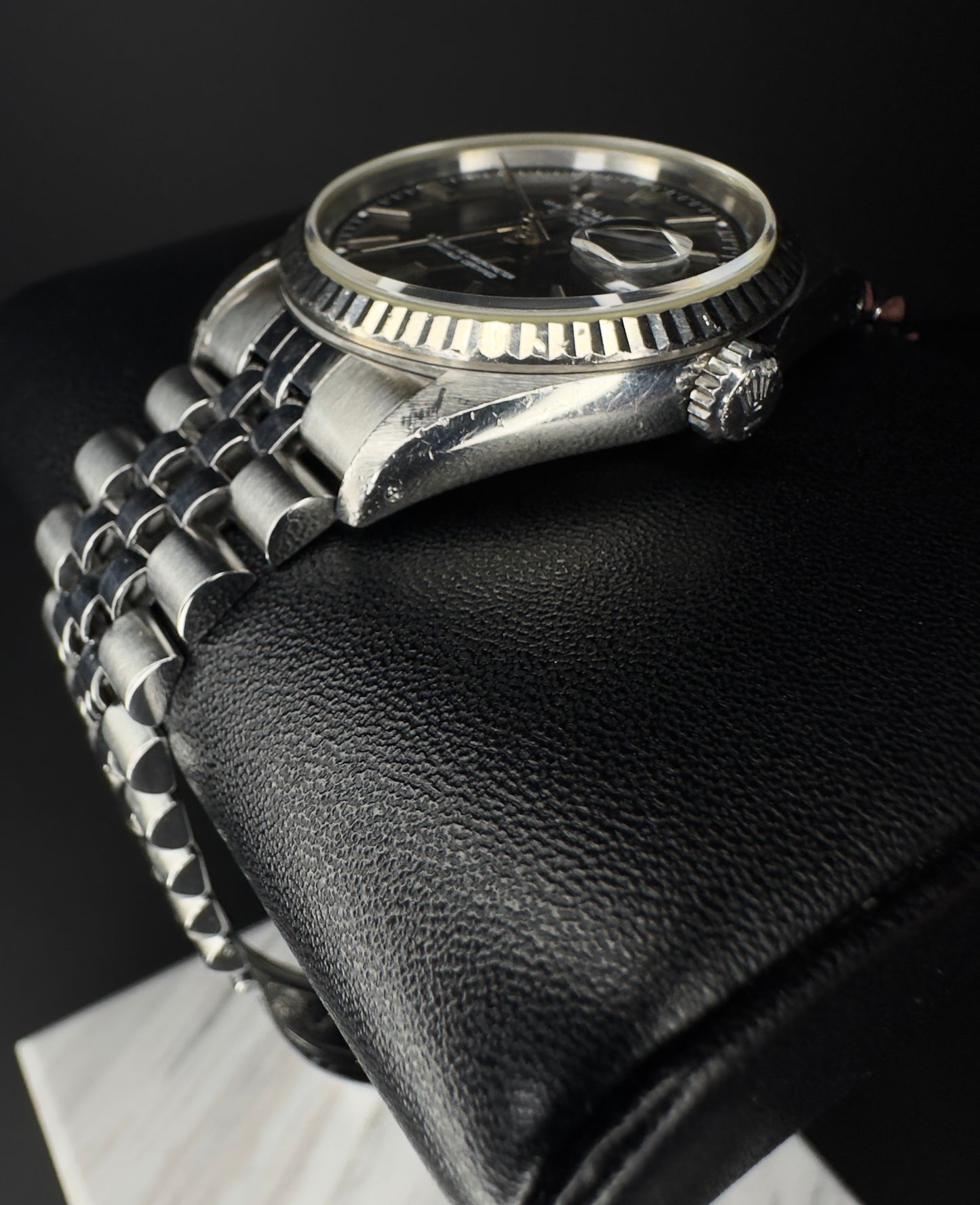 Rolex Datejust 36mm men's watch, model 16234, featuring a refined grey dial and stainless steel Jubilee bracelet, from 1991. This classic automatic timepiece combines timeless style with Rolex's renowned craftsmanship, ideal for collectors and enthusiasts seeking a vintage luxury watch. Available from The Watch Trader in Madison, Connecticut.