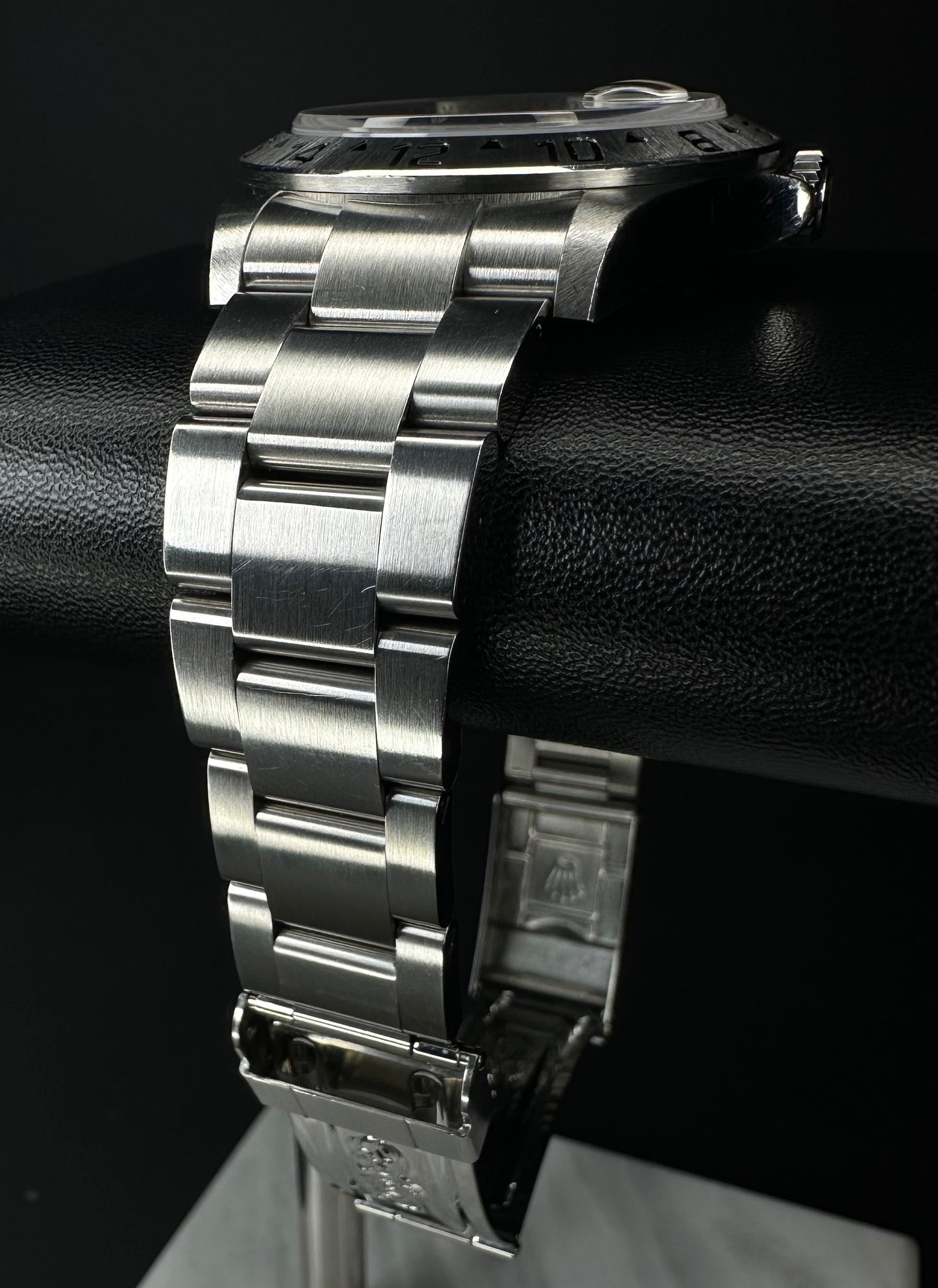 Rolex Explorer II Black Dial 16570 Rare 3186 Movement - 2011