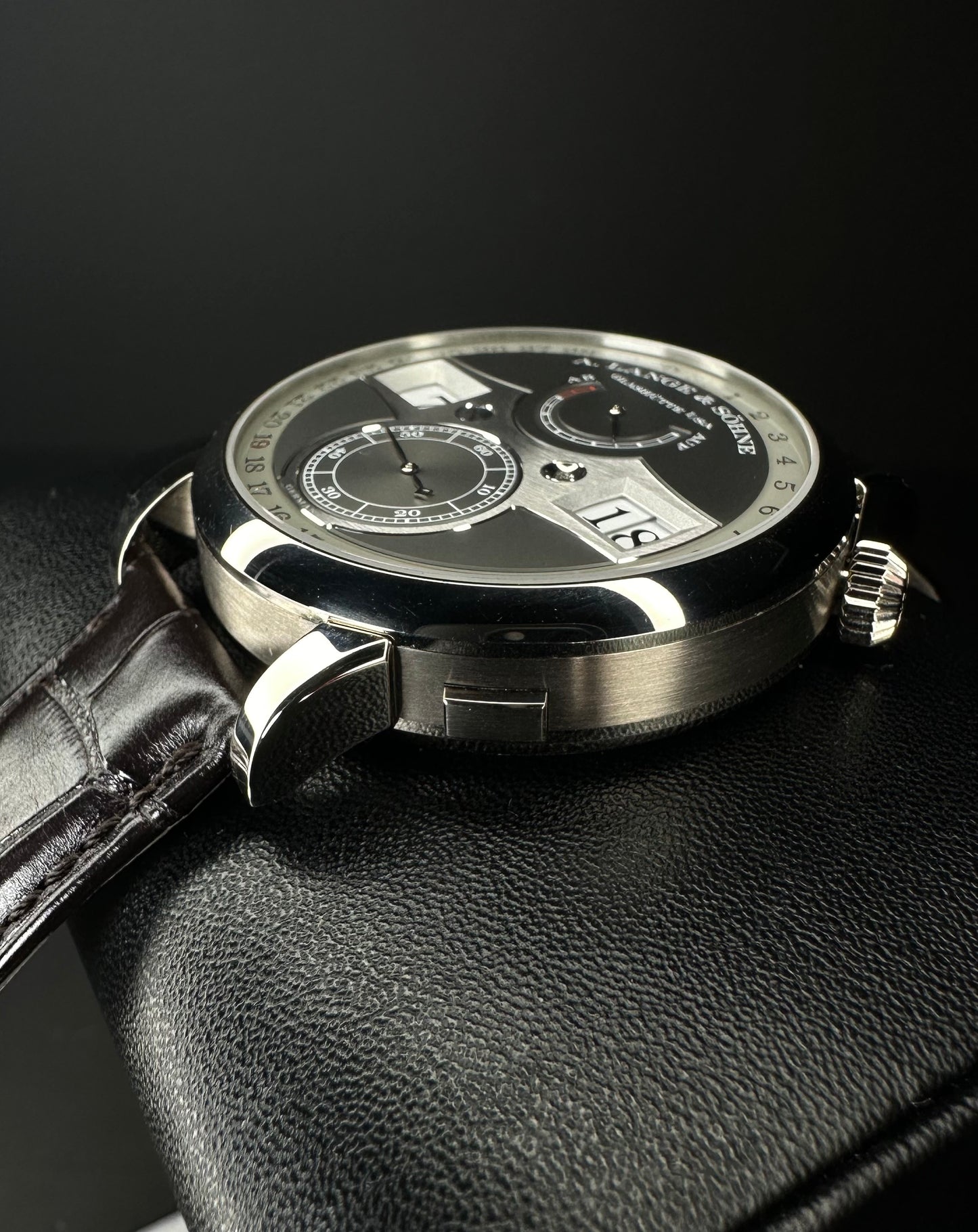 A. Lange & Söhne Zeitwerk Date 148.038 Grey Dial White Gold 44.2mm - 2023