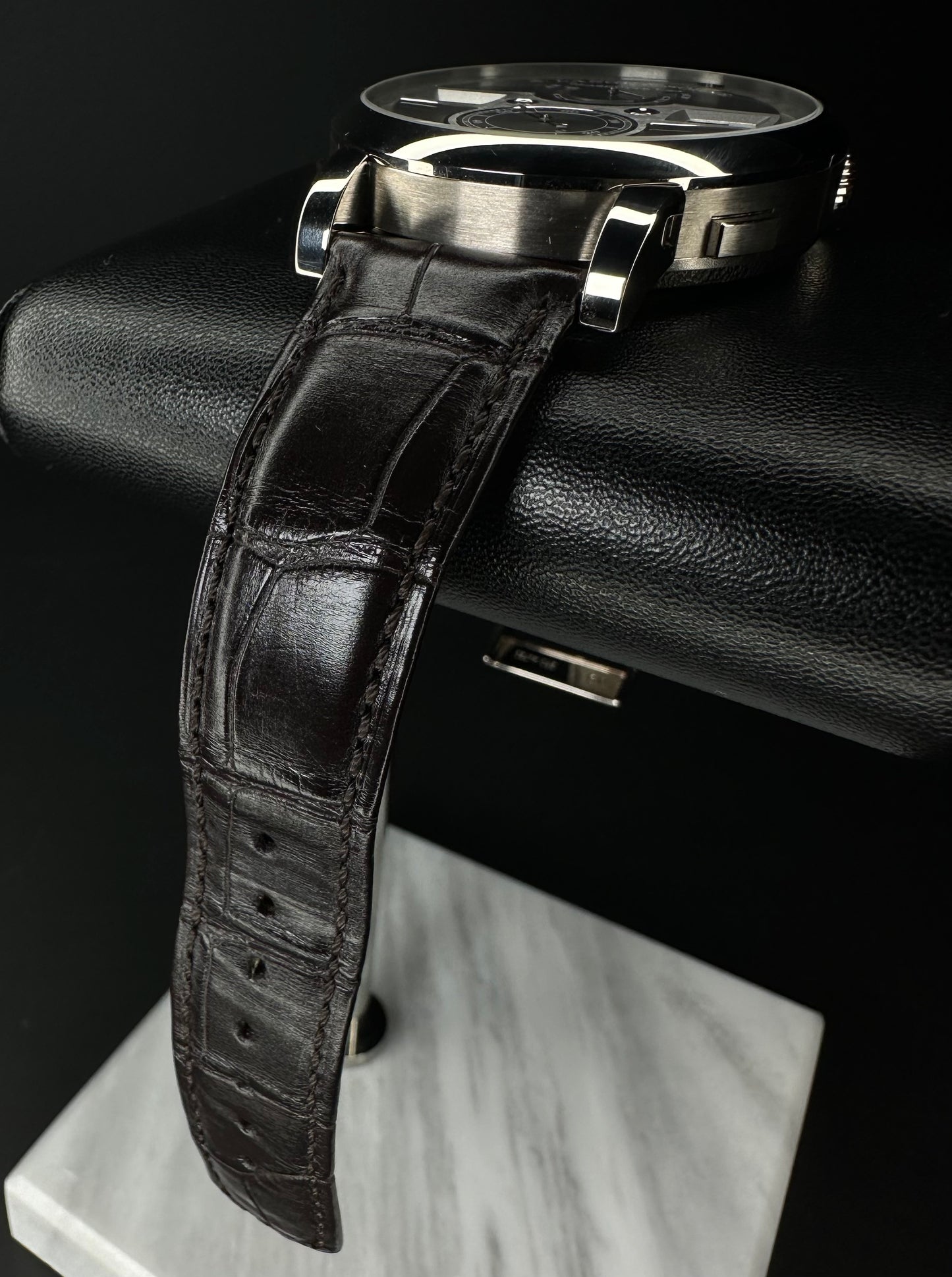 A. Lange & Söhne Zeitwerk Date 148.038 Grey Dial White Gold 44.2mm - 2023