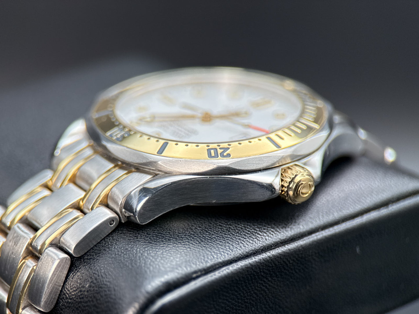 Omega Seamaster Diver 300M 168.1503 Two-Tone White Dial Automatic 41mm Watch1