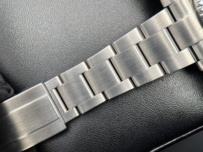 Rolex Submariner Date 116610LN Black Dial Automatic 40mm Steel Watch - 20147