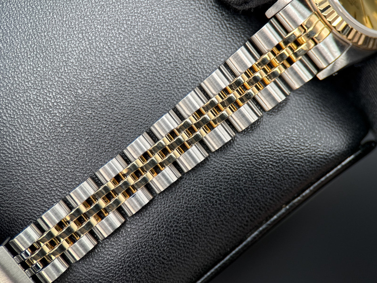 Rolex Lady-Datejust 69173 Champagne Dial Two-Tone Automatic 26mm Watch - 19917