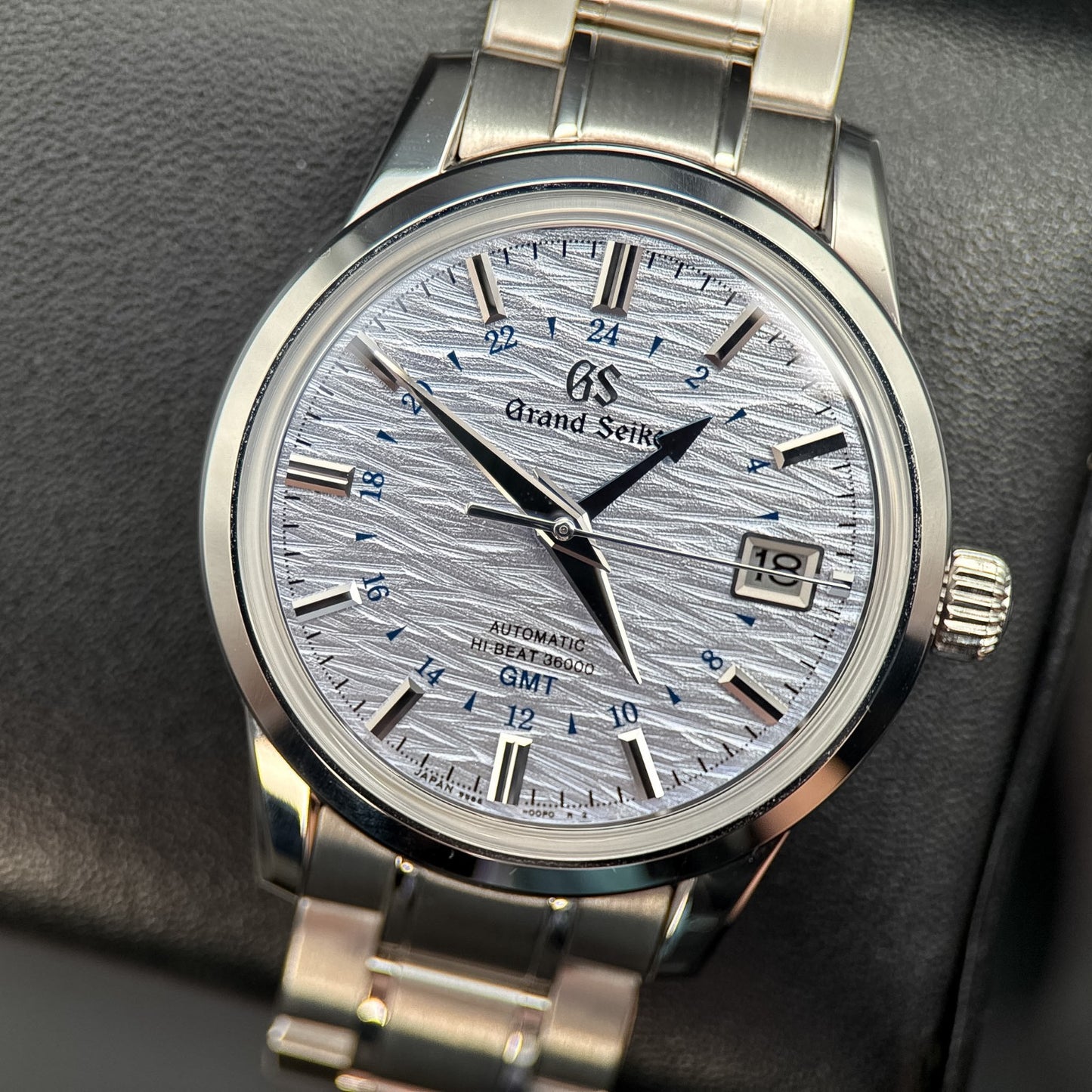 Grand Seiko Elegance Collection GMT SBGJ249G Shōsho Dial Automatic 39.5mm Watch0