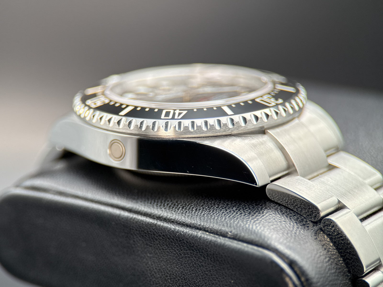 Rolex Sea-Dweller 126600 Black Dial Stainless Steel Automatic 43mm Watch - 20223