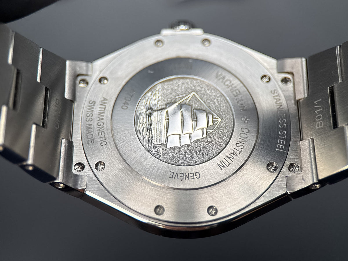 Vacheron Constantin Overseas 47040/B01A-9093 Silver 2016 - photo 6 of 11