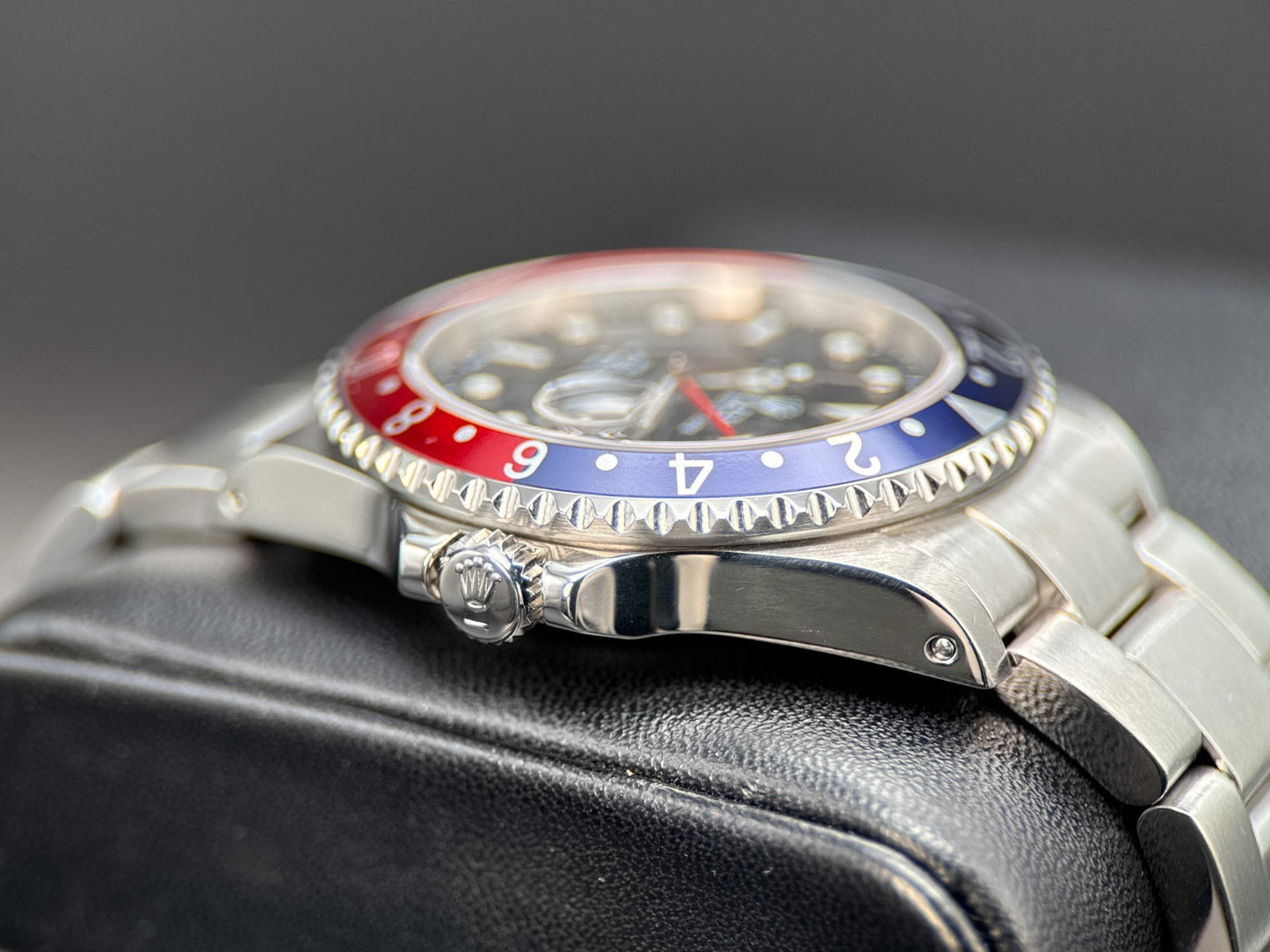 Rolex GMT-Master II 16710 Pepsi Black Dial Steel Oyster 40mm Watch - 20032