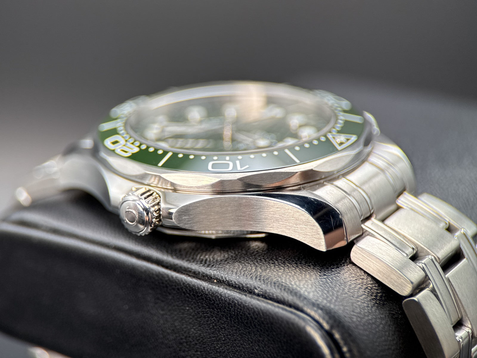 OMEGA Seamaster Diver 300M 210.30.42.20.10.001 Green Dial 42mm Watch - 20233