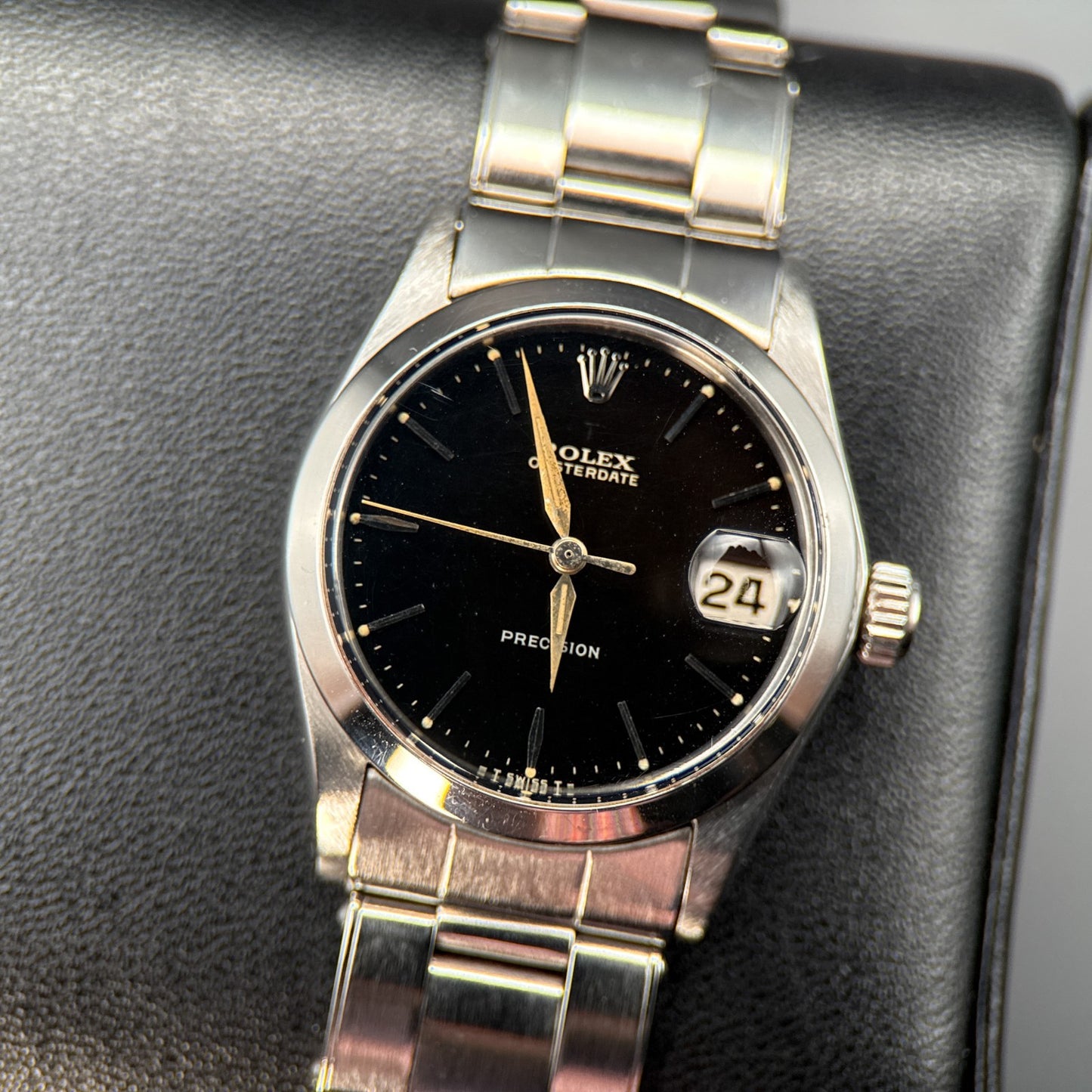 Vintage Rolex OysterDate 6466 Black Dial Oyster Rivet Bracelet Manual 30mm 19670