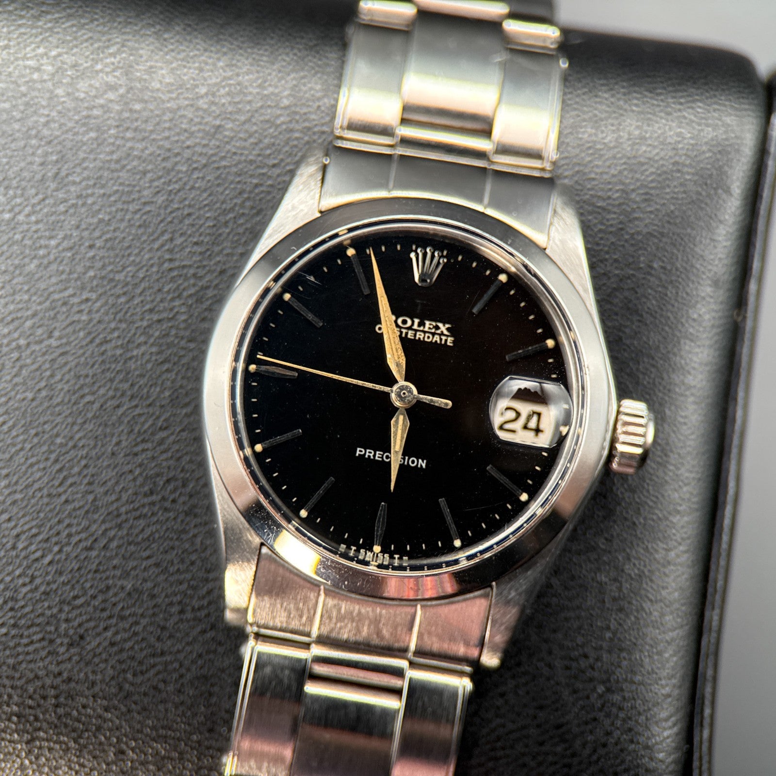 Vintage Rolex OysterDate 6466 Black Dial Oyster Rivet Bracelet Manual 30mm 19670