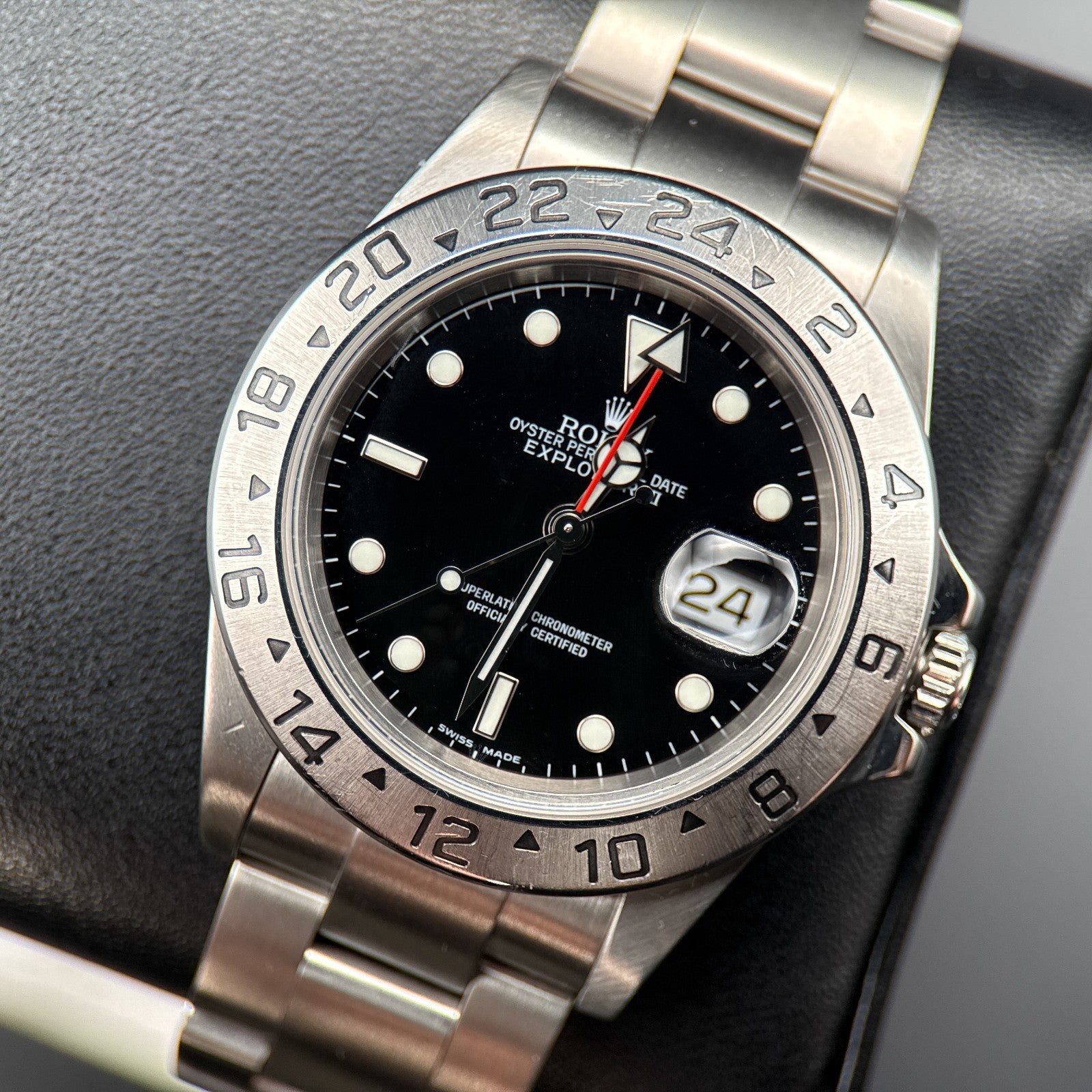Rolex Explorer II 16570 Black "Swiss Made" Dial Steel Automatic 40mm Watch0