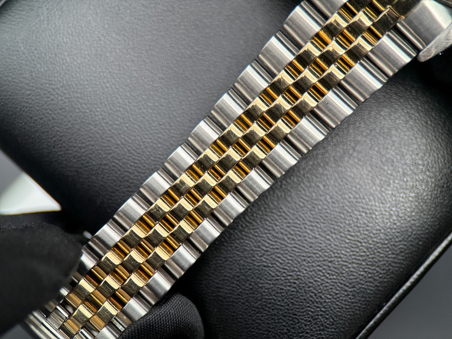 Rolex Datejust 16233 Blue Stick Dial Fluted Bezel Two-Tone Automatic 36mm Watch7