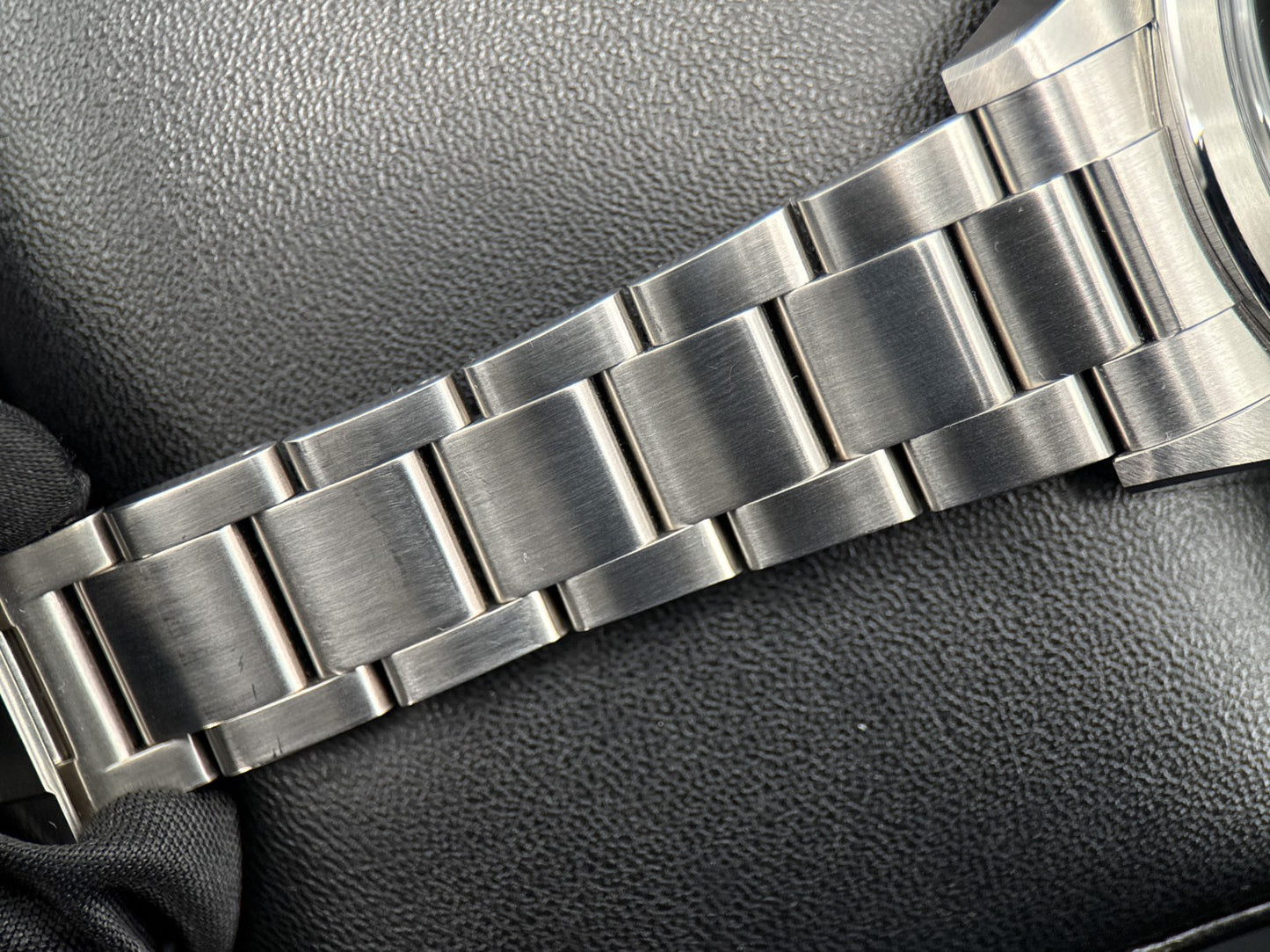 TUDOR Ranger 79950 Black Dial Stainless Steel Automatic 39mm Watch - 20267
