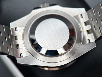 7690635