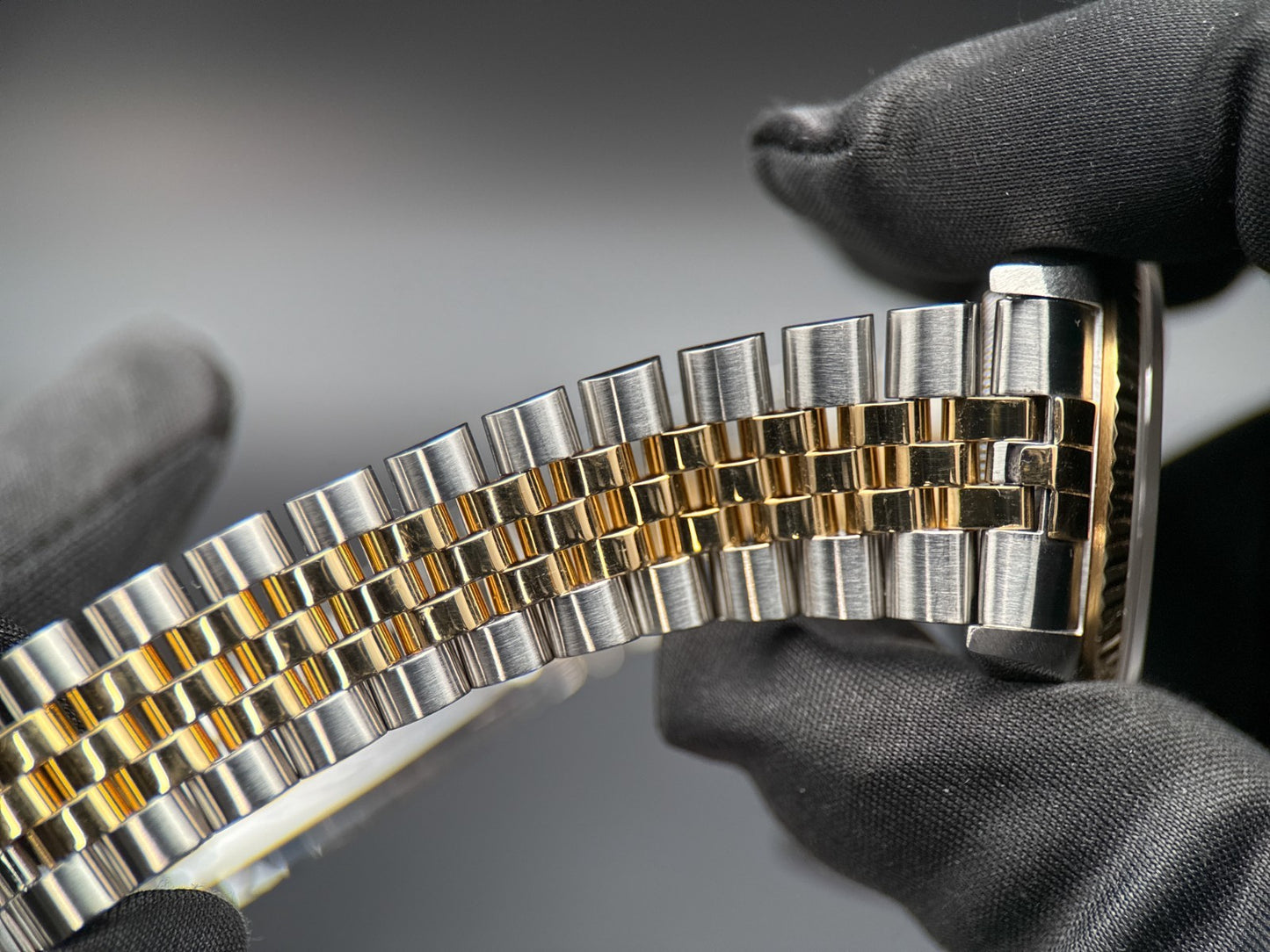Rolex Datejust 16233 White Diamond Dial Two-Tone Automatic 36mm Watch - 199710