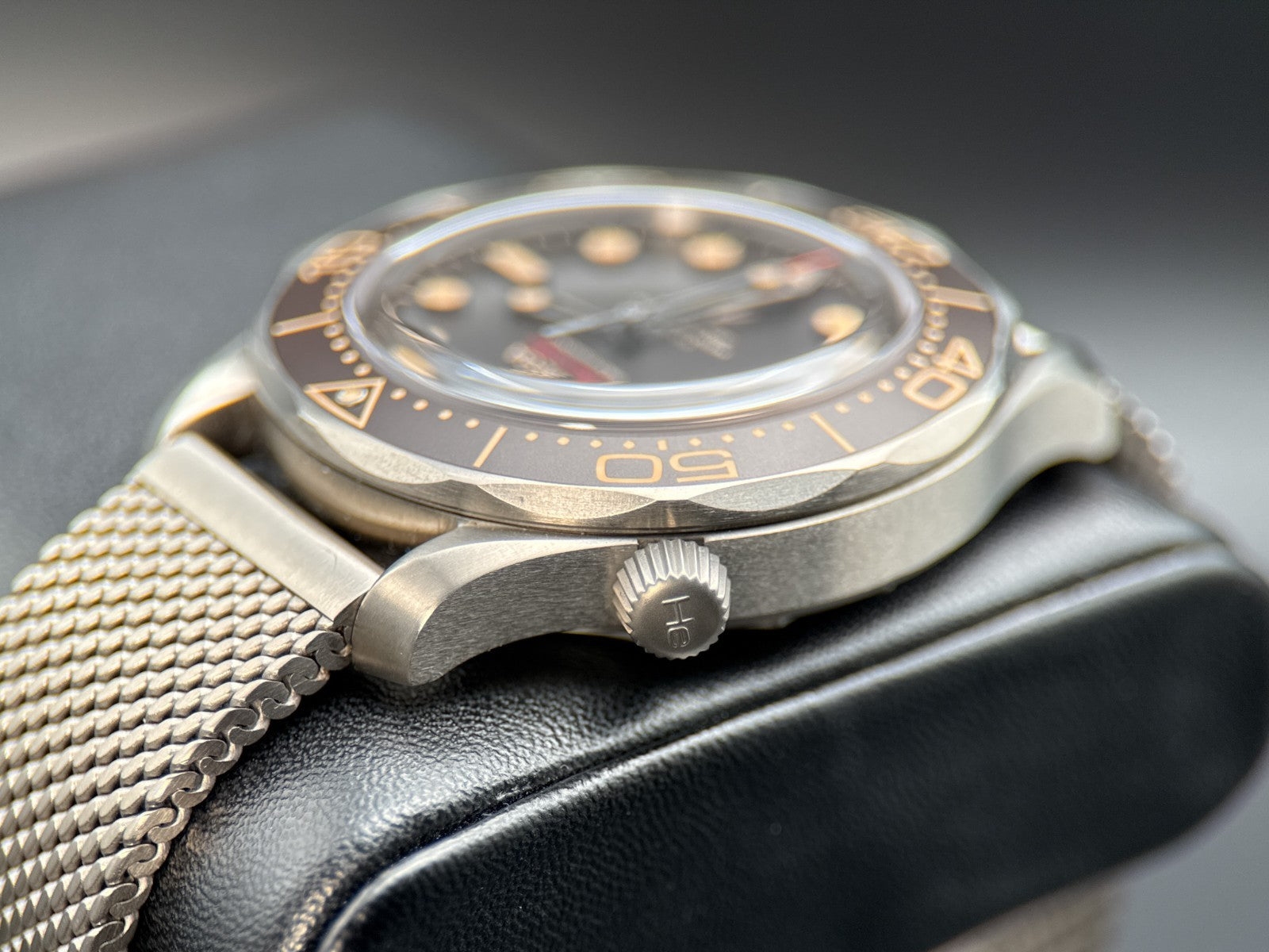 OMEGA Seamaster Diver 300M 210.90.42.20.01.001 No Time To Die Titanium 42mm4