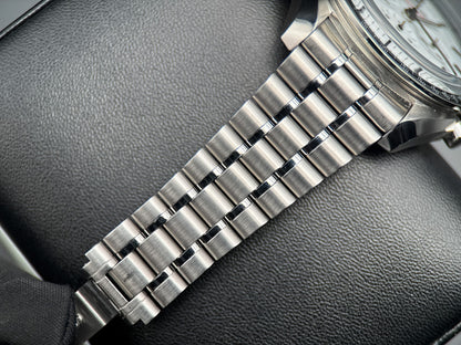 8412501