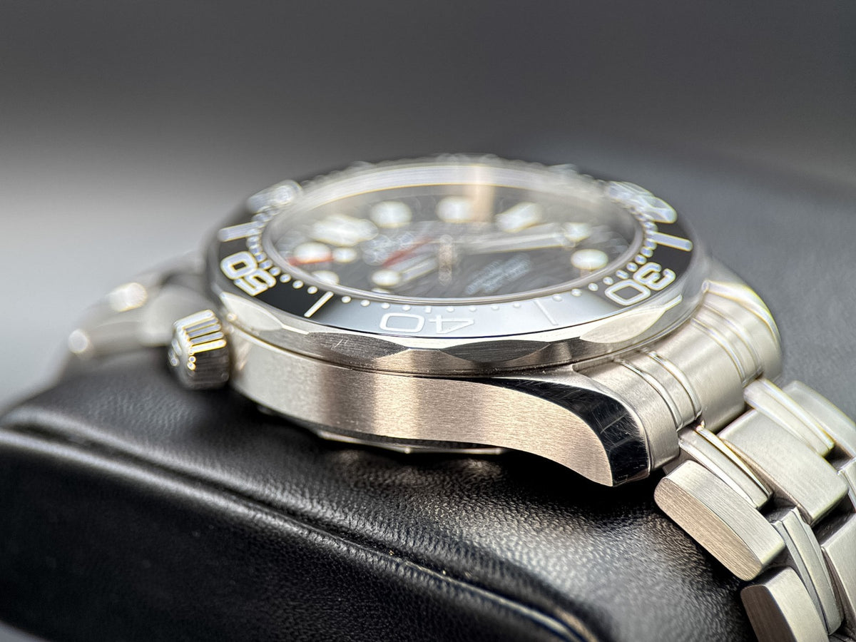 OMEGA Seamaster Diver 300M 210.30.42.20.01.001 Black Dial 42mm Watch - 20253