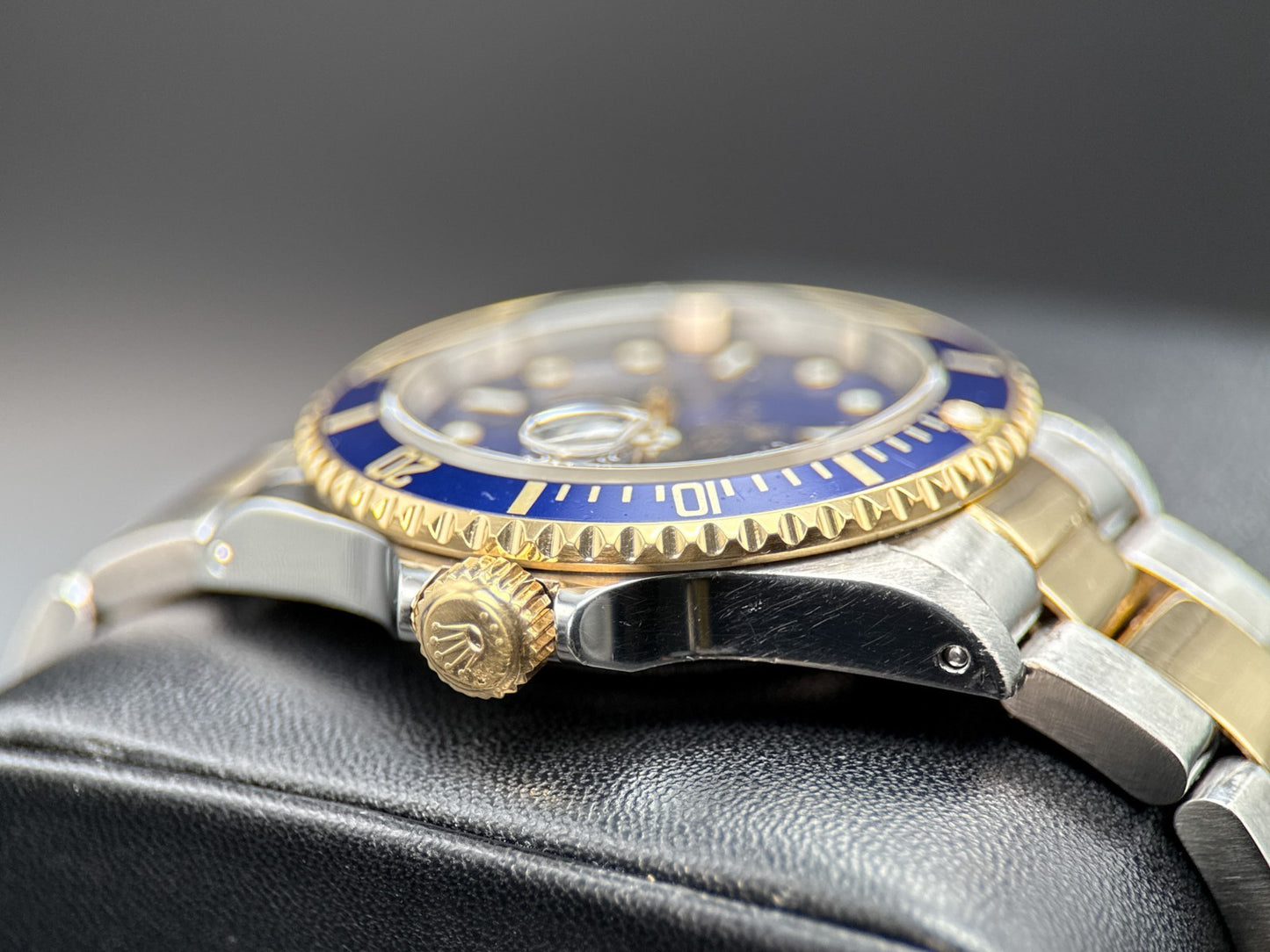 Rolex Submariner Date "Bluesy" 16613 Blue Dial Automatic 40mm Watch2