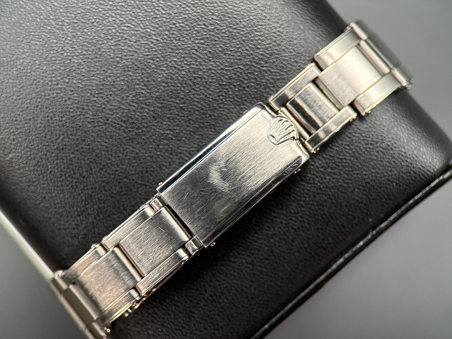 Vintage Rolex OysterDate 6466 Black Dial Oyster Rivet Bracelet Manual 30mm 19679