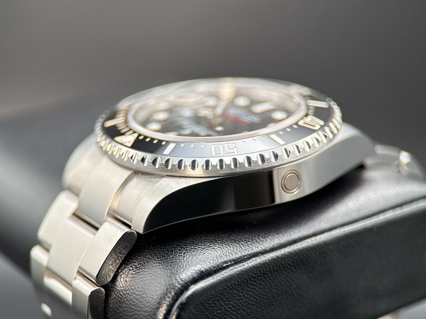 Rolex Sea-Dweller 126600 Black Dial Stainless Steel Automatic 43mm Watch - 20224