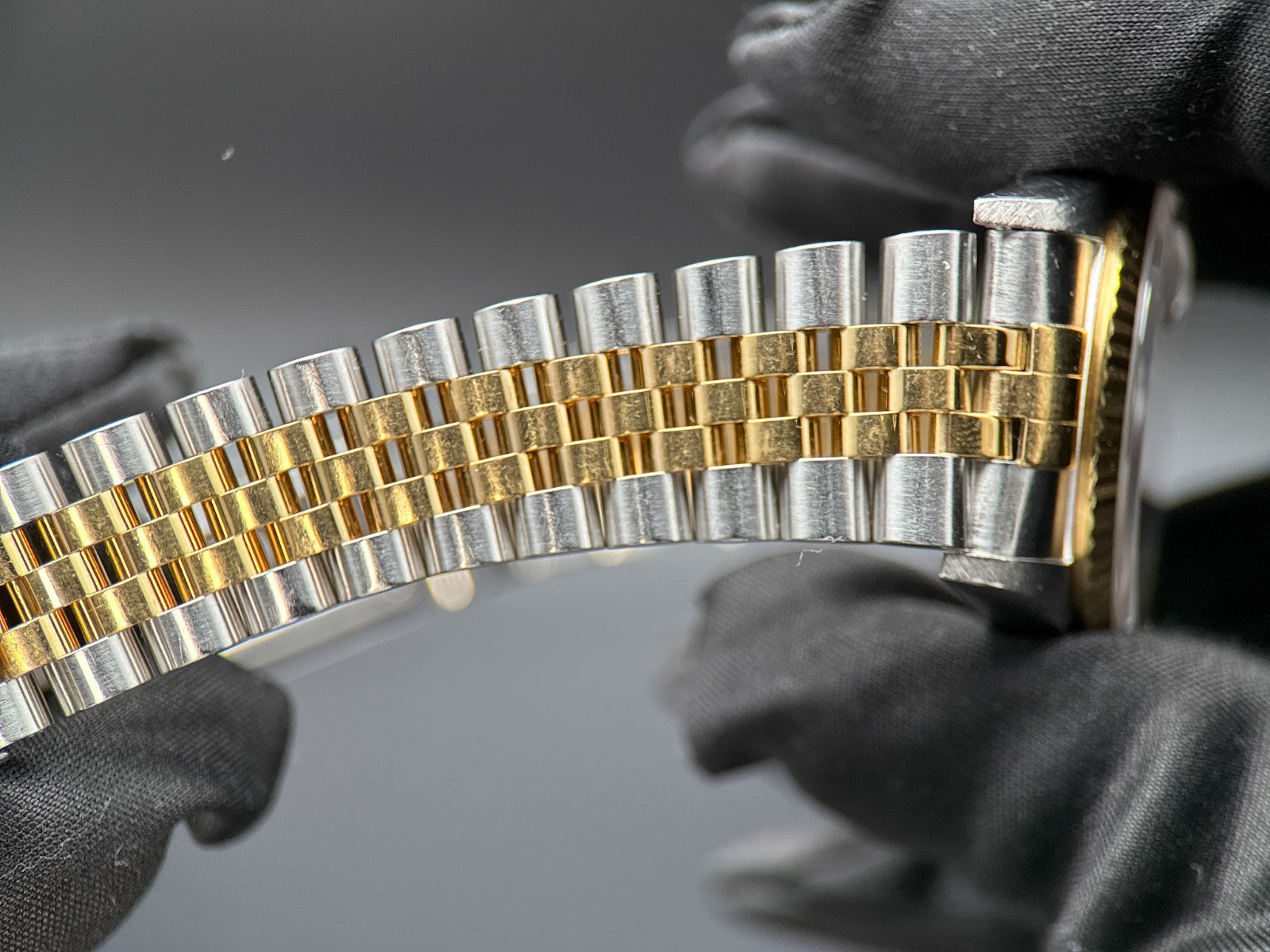 8535342