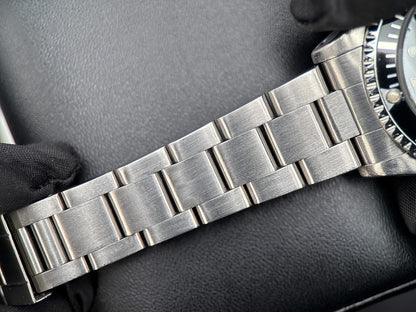 Rolex Submariner No-Date 14060 Black Dial 40mm Stainless Steel Automatic Watch7
