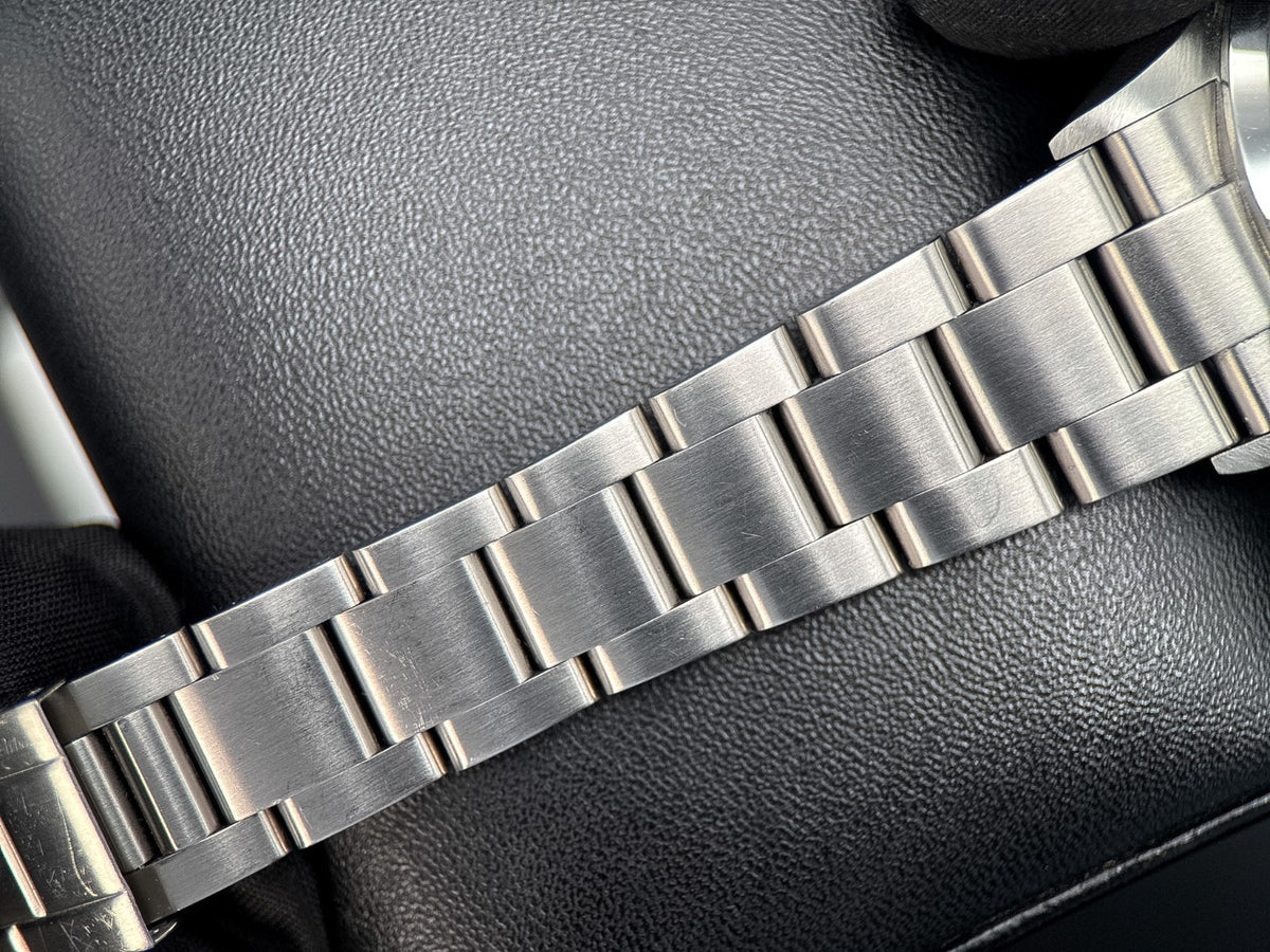 Rolex Explorer 36 114270 Black Dial - photo 8 of 11