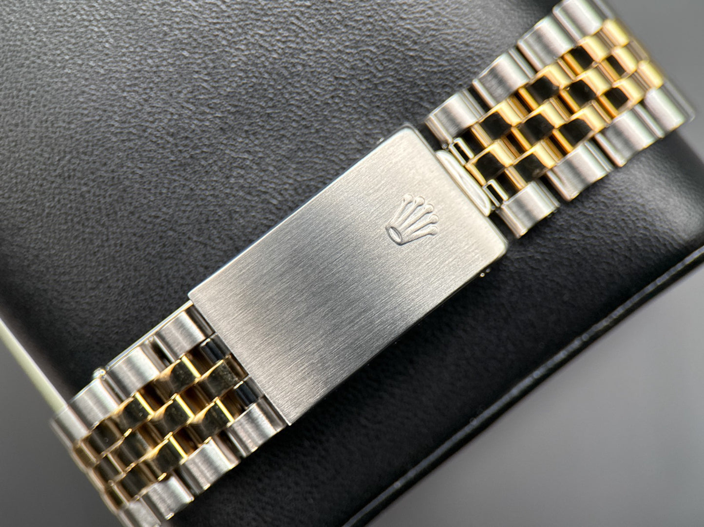 Rolex Datejust 16233 Champagne Diamond Dial Automatic 36mm Watch - 19969